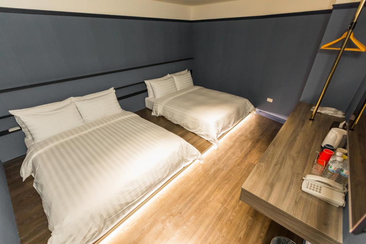 Q21 Hotel Kaohsiung Buitenkant foto