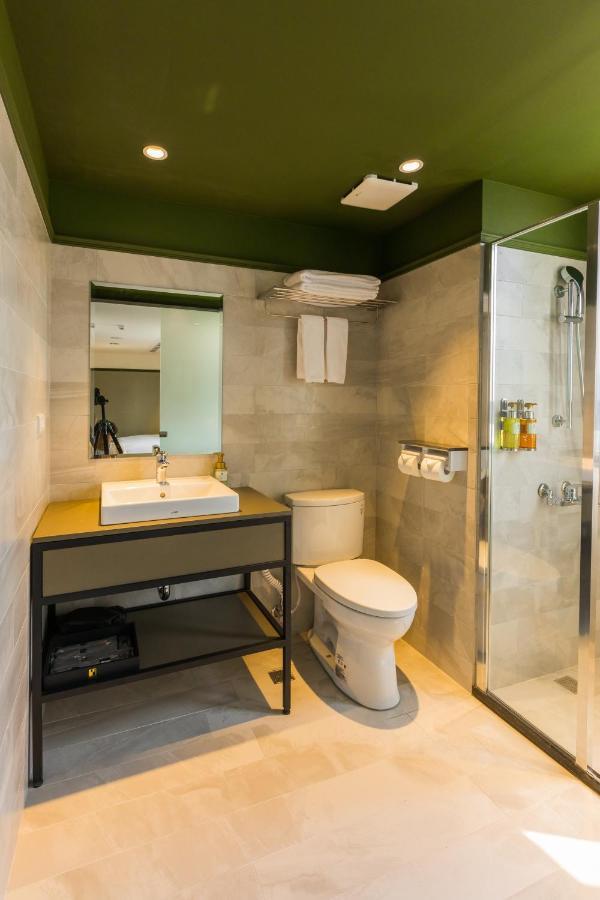 Q21 Hotel Kaohsiung Buitenkant foto