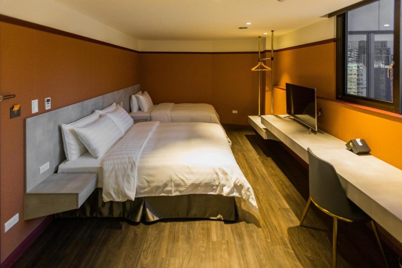 Q21 Hotel Kaohsiung Buitenkant foto